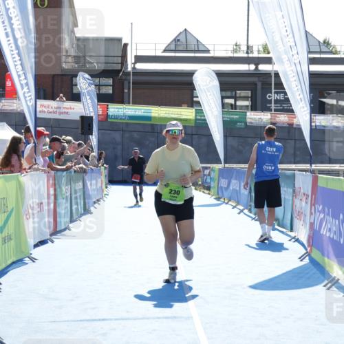 09.08.2026 - GEWOBA Citytriathlon Bremen Yannick Fuchs http://msf.ph/oto/9940427 09.08.2026 15:39:06 Ziel 230 meine-sportfotos.de
