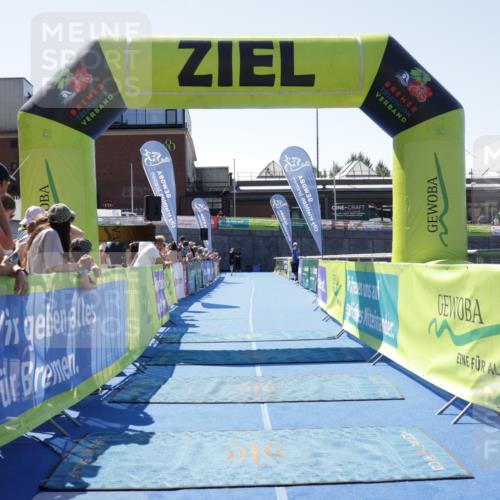 09.08.2026 - GEWOBA Citytriathlon Bremen Yannick Fuchs http://msf.ph/oto/9940455 09.08.2026 13:40:50 Ziel  meine-sportfotos.de