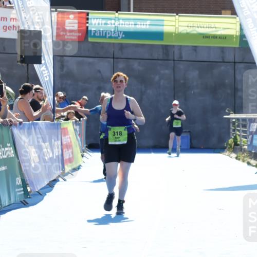 09.08.2026 - GEWOBA Citytriathlon Bremen Yannick Fuchs http://msf.ph/oto/9940491 09.08.2026 15:39:39 Ziel 194 meine-sportfotos.de