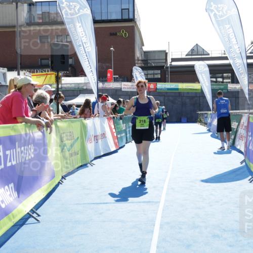 09.08.2026 - GEWOBA Citytriathlon Bremen Yannick Fuchs http://msf.ph/oto/9940503 09.08.2026 15:39:43 Ziel 318 meine-sportfotos.de