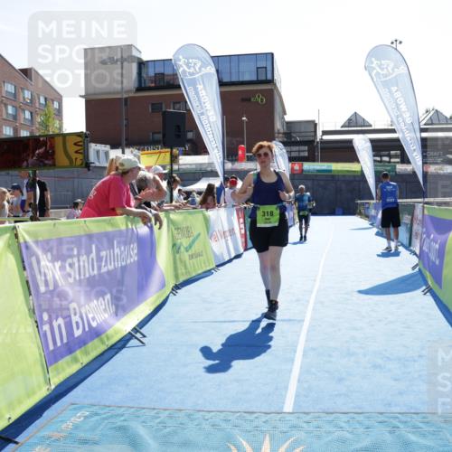 09.08.2026 - GEWOBA Citytriathlon Bremen Yannick Fuchs http://msf.ph/oto/9940507 09.08.2026 15:39:43 Ziel 318 meine-sportfotos.de
