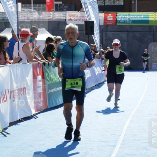 09.08.2026 - GEWOBA Citytriathlon Bremen Yannick Fuchs http://msf.ph/oto/9940516 09.08.2026 15:39:47 Ziel 233, 318, 478 meine-sportfotos.de