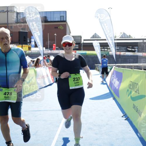 09.08.2026 - GEWOBA Citytriathlon Bremen Yannick Fuchs http://msf.ph/oto/9940529 09.08.2026 15:39:51 Ziel 233, 478 meine-sportfotos.de