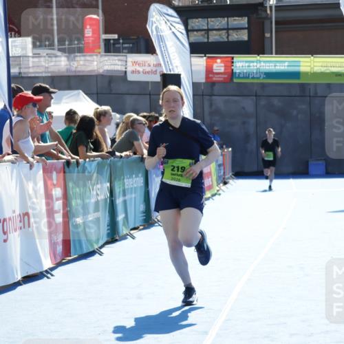 09.08.2026 - GEWOBA Citytriathlon Bremen Yannick Fuchs http://msf.ph/oto/9940544 09.08.2026 15:39:56 Ziel 219, 233, 478 meine-sportfotos.de