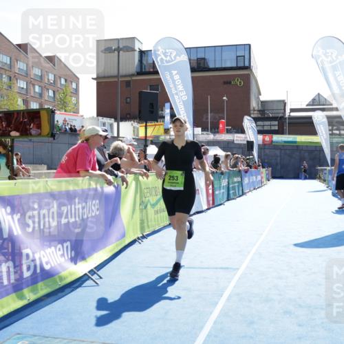 09.08.2026 - GEWOBA Citytriathlon Bremen Yannick Fuchs http://msf.ph/oto/9940573 09.08.2026 15:40:05 Ziel 253 meine-sportfotos.de