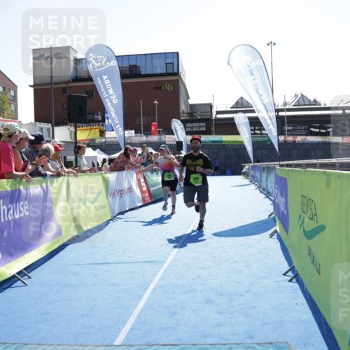 09.08.2026 - GEWOBA Citytriathlon Bremen Yannick Fuchs http://msf.ph/oto/9940613 09.08.2026 15:40:49 Ziel 198, 366 meine-sportfotos.de