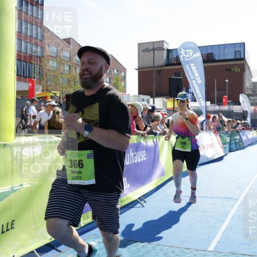 09.08.2026 - GEWOBA Citytriathlon Bremen Yannick Fuchs http://msf.ph/oto/9940629 09.08.2026 15:40:50 Ziel 198, 366 meine-sportfotos.de