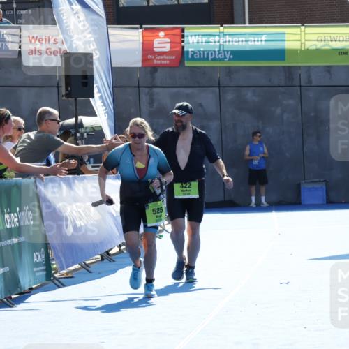 09.08.2026 - GEWOBA Citytriathlon Bremen Yannick Fuchs http://msf.ph/oto/9940653 09.08.2026 15:41:01 Ziel 525 meine-sportfotos.de