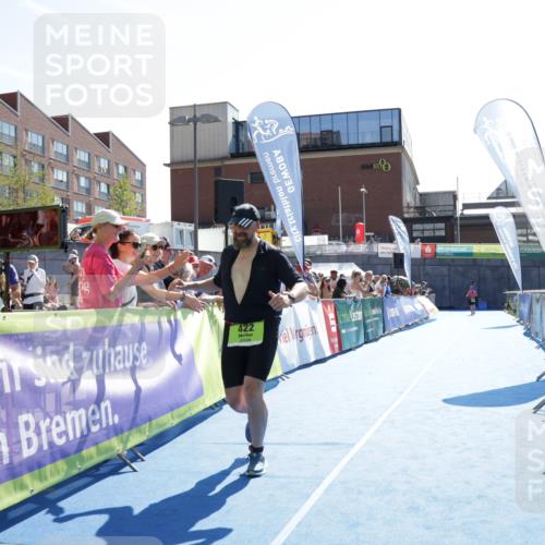 09.08.2026 - GEWOBA Citytriathlon Bremen Yannick Fuchs http://msf.ph/oto/9940669 09.08.2026 15:41:06 Ziel 422, 525 meine-sportfotos.de