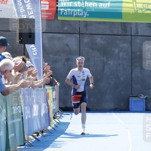 09.08.2026 - GEWOBA Citytriathlon Bremen Yannick Fuchs http://msf.ph/oto/9940678 09.08.2026 13:43:49 Ziel 770 meine-sportfotos.de