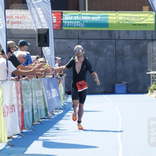 09.08.2026 - GEWOBA Citytriathlon Bremen Yannick Fuchs http://msf.ph/oto/9940714 09.08.2026 13:44:33 Ziel 557 meine-sportfotos.de