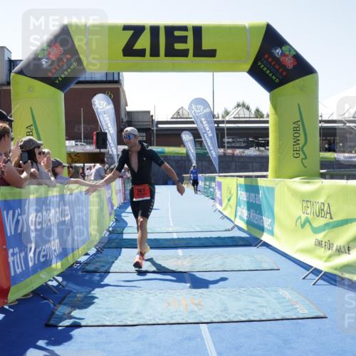 09.08.2026 - GEWOBA Citytriathlon Bremen Yannick Fuchs http://msf.ph/oto/9940746 09.08.2026 13:44:39 Ziel 557 meine-sportfotos.de