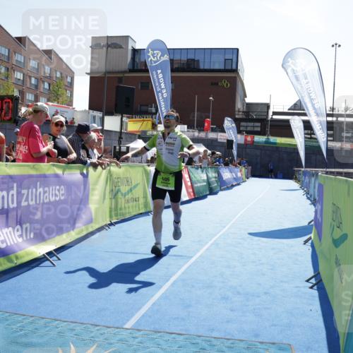 09.08.2026 - GEWOBA Citytriathlon Bremen Yannick Fuchs http://msf.ph/oto/9940760 09.08.2026 15:41:43 Ziel 106, 446 meine-sportfotos.de