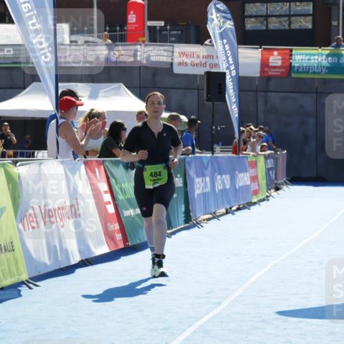 09.08.2026 - GEWOBA Citytriathlon Bremen Yannick Fuchs http://msf.ph/oto/9940779 09.08.2026 15:41:59 Ziel 484 meine-sportfotos.de