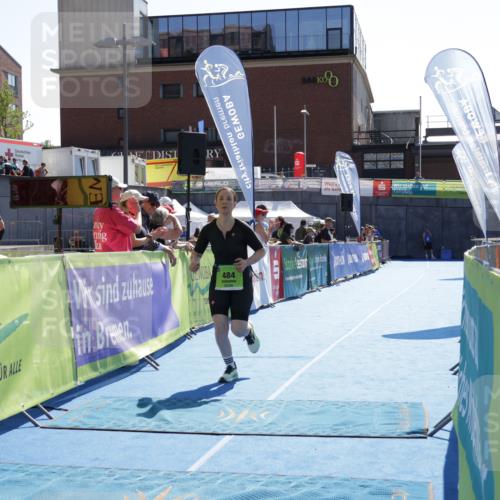 09.08.2026 - GEWOBA Citytriathlon Bremen Yannick Fuchs http://msf.ph/oto/9940786 09.08.2026 15:42:01 Ziel 484 meine-sportfotos.de