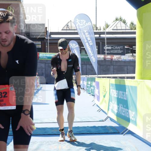09.08.2026 - GEWOBA Citytriathlon Bremen Yannick Fuchs http://msf.ph/oto/9940876 09.08.2026 13:47:01 Ziel 595, 682 meine-sportfotos.de