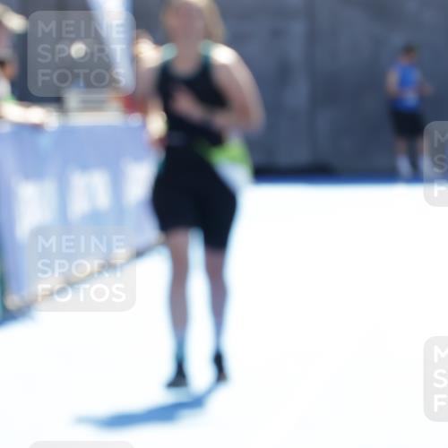 09.08.2026 - GEWOBA Citytriathlon Bremen Yannick Fuchs http://msf.ph/oto/9940889 09.08.2026 15:43:33 Ziel 332 meine-sportfotos.de