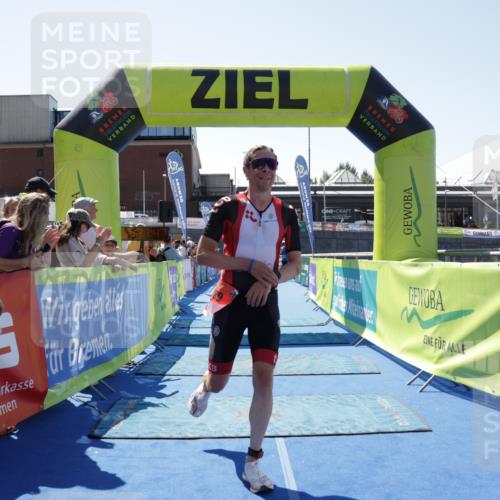 09.08.2026 - GEWOBA Citytriathlon Bremen Yannick Fuchs http://msf.ph/oto/9940919 09.08.2026 13:48:11 Ziel 562, 789 meine-sportfotos.de
