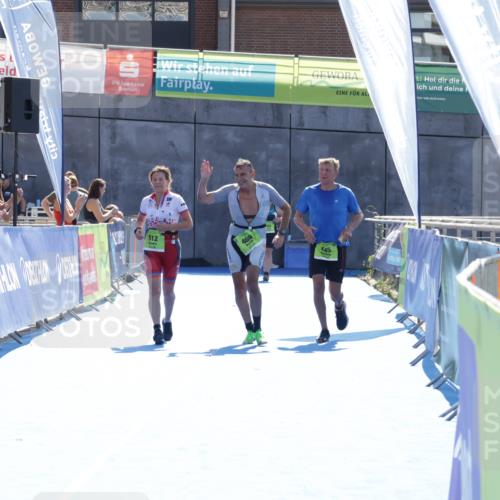 09.08.2026 - GEWOBA Citytriathlon Bremen Yannick Fuchs http://msf.ph/oto/9940931 09.08.2026 15:43:58 Ziel 408 meine-sportfotos.de