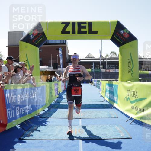09.08.2026 - GEWOBA Citytriathlon Bremen Yannick Fuchs http://msf.ph/oto/9940944 09.08.2026 13:48:57 Ziel 601 meine-sportfotos.de