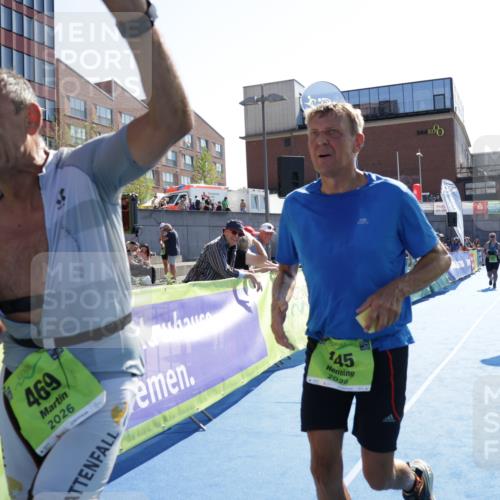 09.08.2026 - GEWOBA Citytriathlon Bremen Yannick Fuchs http://msf.ph/oto/9940973 09.08.2026 15:44:07 Ziel 255, 445, 469, 512 meine-sportfotos.de