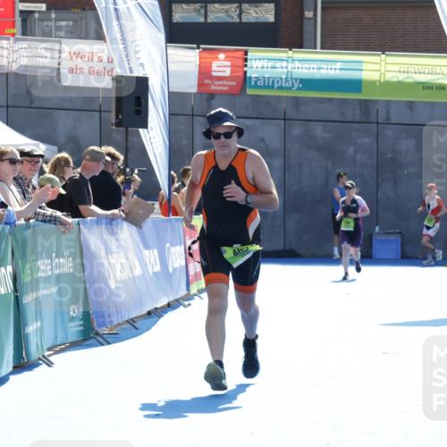 09.08.2026 - GEWOBA Citytriathlon Bremen Yannick Fuchs http://msf.ph/oto/9941004 09.08.2026 15:44:31 Ziel 465 meine-sportfotos.de