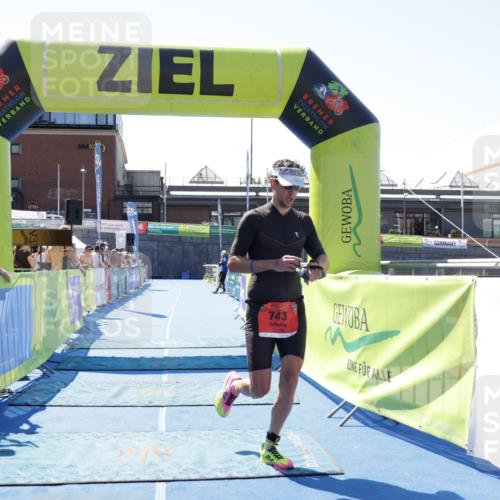 09.08.2026 - GEWOBA Citytriathlon Bremen Yannick Fuchs http://msf.ph/oto/9941010 09.08.2026 13:50:02 Ziel 743 meine-sportfotos.de