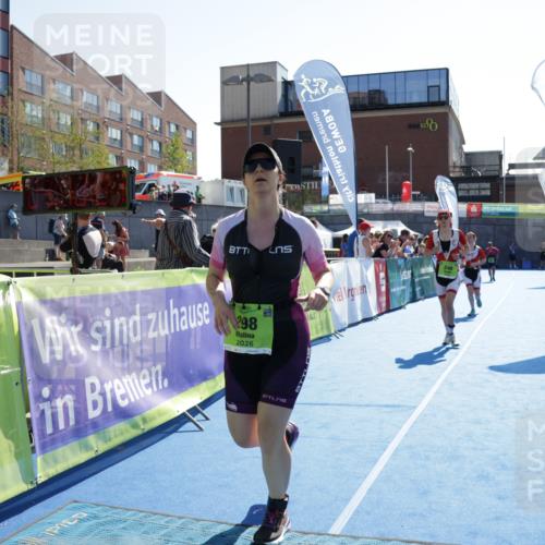09.08.2026 - GEWOBA Citytriathlon Bremen Yannick Fuchs http://msf.ph/oto/9941035 09.08.2026 15:44:45 Ziel 248, 298 meine-sportfotos.de