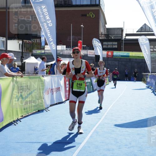 09.08.2026 - GEWOBA Citytriathlon Bremen Yannick Fuchs http://msf.ph/oto/9941037 09.08.2026 15:44:46 Ziel 248, 298 meine-sportfotos.de