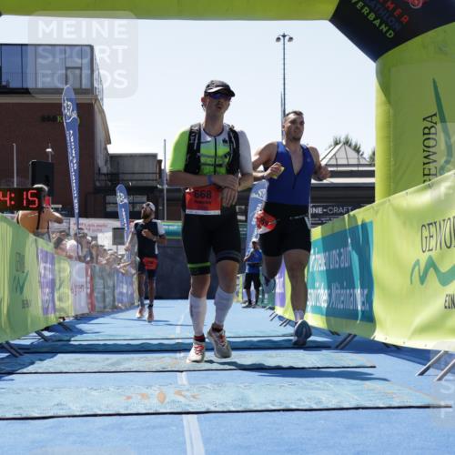 09.08.2026 - GEWOBA Citytriathlon Bremen Yannick Fuchs http://msf.ph/oto/9941049 09.08.2026 13:50:38 Ziel 559, 668, 766 meine-sportfotos.de