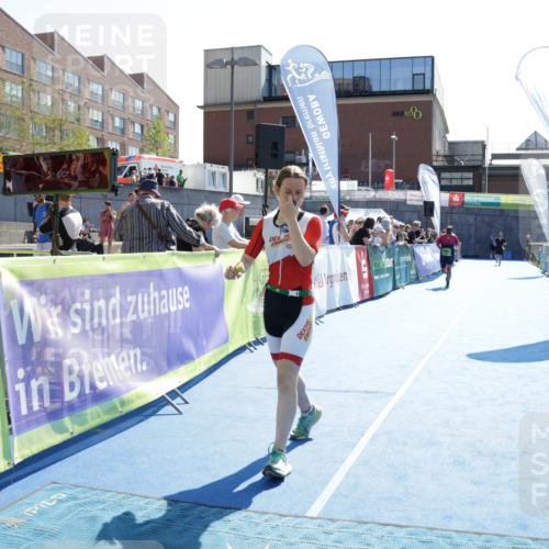 09.08.2026 - GEWOBA Citytriathlon Bremen Yannick Fuchs http://msf.ph/oto/9941053 09.08.2026 15:44:49 Ziel 248, 298 meine-sportfotos.de