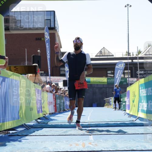 09.08.2026 - GEWOBA Citytriathlon Bremen Yannick Fuchs http://msf.ph/oto/9941060 09.08.2026 13:50:40 Ziel 559, 668, 766 meine-sportfotos.de