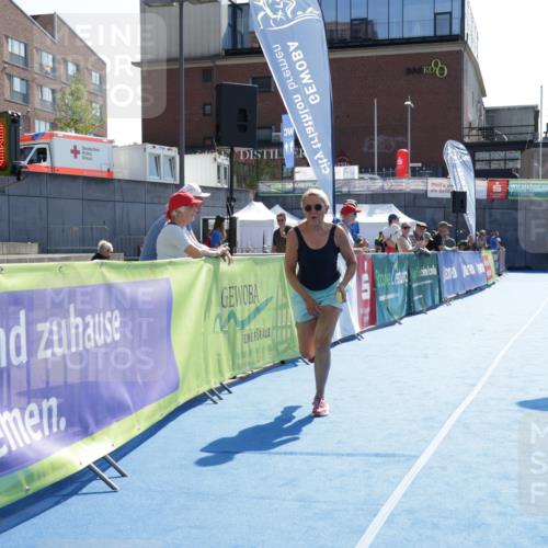 09.08.2026 - GEWOBA Citytriathlon Bremen Yannick Fuchs http://msf.ph/oto/9941114 09.08.2026 15:45:51 Ziel 518 meine-sportfotos.de