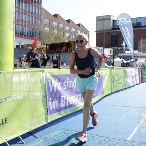 09.08.2026 - GEWOBA Citytriathlon Bremen Yannick Fuchs http://msf.ph/oto/9941125 09.08.2026 15:45:52 Ziel 518 meine-sportfotos.de