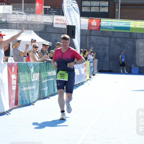 09.08.2026 - GEWOBA Citytriathlon Bremen Yannick Fuchs http://msf.ph/oto/9941141 09.08.2026 15:47:04 Ziel 497 meine-sportfotos.de