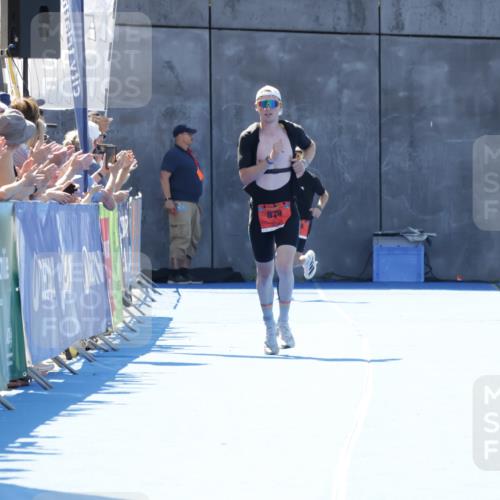 09.08.2026 - GEWOBA Citytriathlon Bremen Yannick Fuchs http://msf.ph/oto/9941236 09.08.2026 13:52:51 Ziel 878 meine-sportfotos.de