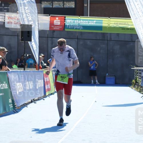 09.08.2026 - GEWOBA Citytriathlon Bremen Yannick Fuchs http://msf.ph/oto/9941239 09.08.2026 15:49:59 Ziel 407 meine-sportfotos.de