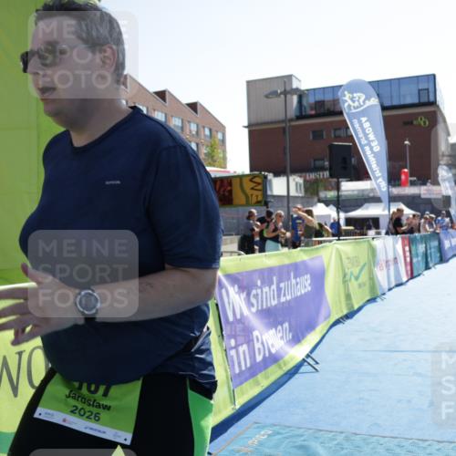 09.08.2026 - GEWOBA Citytriathlon Bremen Yannick Fuchs http://msf.ph/oto/9941273 09.08.2026 15:52:04 Ziel 107 meine-sportfotos.de