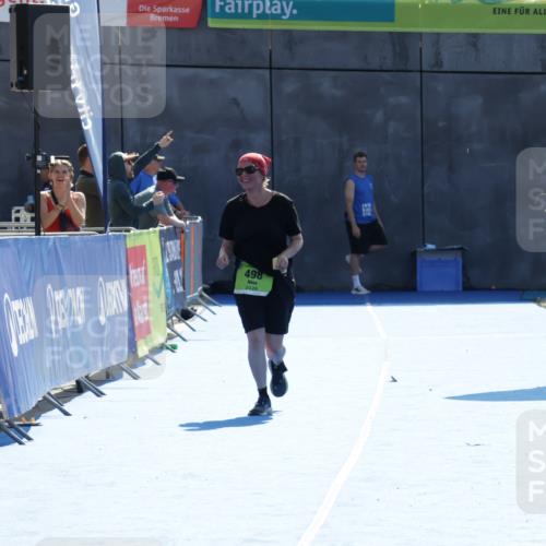 09.08.2026 - GEWOBA Citytriathlon Bremen Yannick Fuchs http://msf.ph/oto/9941277 09.08.2026 15:52:37 Ziel  meine-sportfotos.de