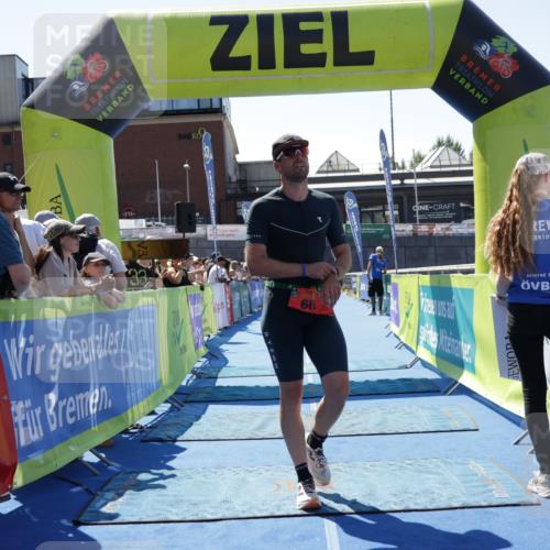 09.08.2026 - GEWOBA Citytriathlon Bremen Yannick Fuchs http://msf.ph/oto/9941345 09.08.2026 13:54:27 Ziel 687 meine-sportfotos.de