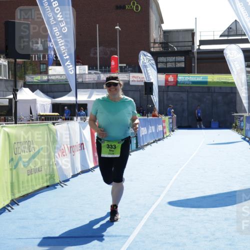 09.08.2026 - GEWOBA Citytriathlon Bremen Yannick Fuchs http://msf.ph/oto/9941378 09.08.2026 15:56:44 Ziel 333 meine-sportfotos.de