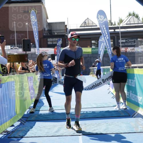 09.08.2026 - GEWOBA Citytriathlon Bremen Yannick Fuchs http://msf.ph/oto/9941418 09.08.2026 13:55:07 Ziel 705, 1004, 1004 meine-sportfotos.de