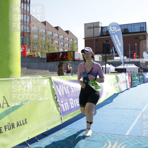 09.08.2026 - GEWOBA Citytriathlon Bremen Yannick Fuchs http://msf.ph/oto/9941428 09.08.2026 15:58:14 Ziel 315 meine-sportfotos.de