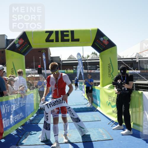 09.08.2026 - GEWOBA Citytriathlon Bremen Yannick Fuchs http://msf.ph/oto/9941450 09.08.2026 13:55:14 Ziel 769, 1004, 1004 meine-sportfotos.de