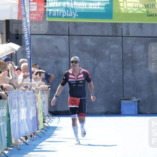 09.08.2026 - GEWOBA Citytriathlon Bremen Yannick Fuchs http://msf.ph/oto/9941640 09.08.2026 14:00:25 Ziel 764 meine-sportfotos.de