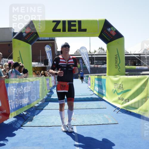 09.08.2026 - GEWOBA Citytriathlon Bremen Yannick Fuchs http://msf.ph/oto/9941650 09.08.2026 14:00:33 Ziel 764 meine-sportfotos.de