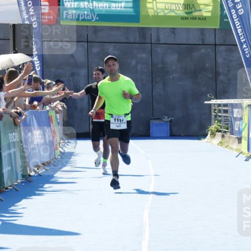 09.08.2026 - GEWOBA Citytriathlon Bremen Yannick Fuchs http://msf.ph/oto/9941789 09.08.2026 14:02:44 Ziel 1114 meine-sportfotos.de