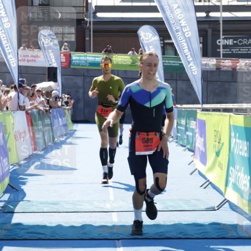 09.08.2026 - GEWOBA Citytriathlon Bremen Yannick Fuchs http://msf.ph/oto/9941815 09.08.2026 14:03:00 Ziel 569, 612, 849 meine-sportfotos.de