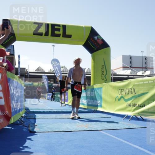 09.08.2026 - GEWOBA Citytriathlon Bremen Yannick Fuchs http://msf.ph/oto/9941847 09.08.2026 14:04:39 Ziel 575, 746, 831 meine-sportfotos.de