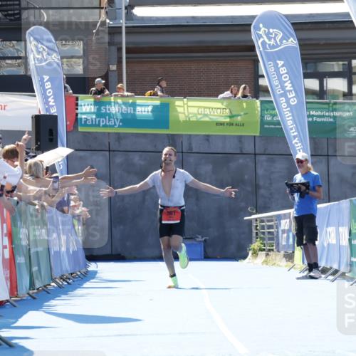 09.08.2026 - GEWOBA Citytriathlon Bremen Yannick Fuchs http://msf.ph/oto/9941889 09.08.2026 14:06:02 Ziel 561 meine-sportfotos.de